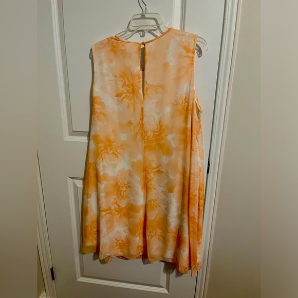New with tags Calvin Klein size 16W summer dress. - Picture 3 of 3